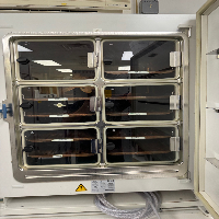 Thermo HERAcell 240i Double Stack CO2 Incubator image 1